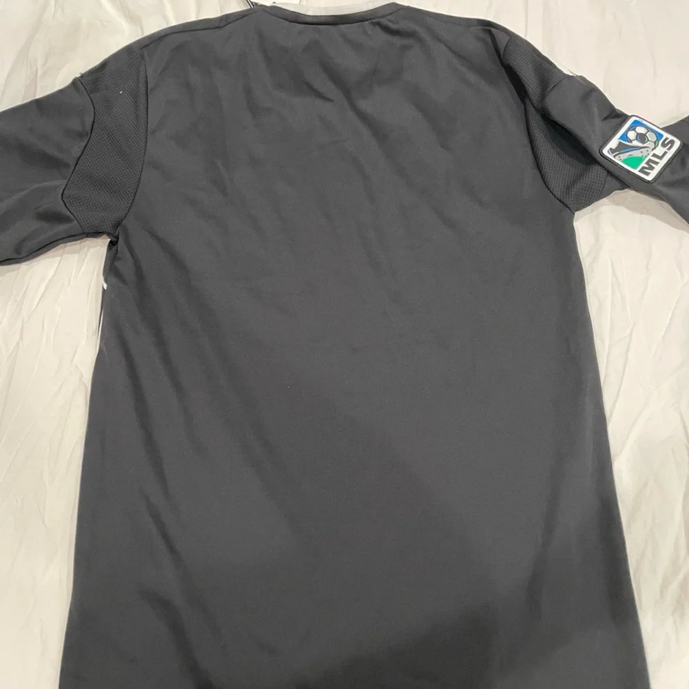 Adidas MLS official licensed match jersey mens S